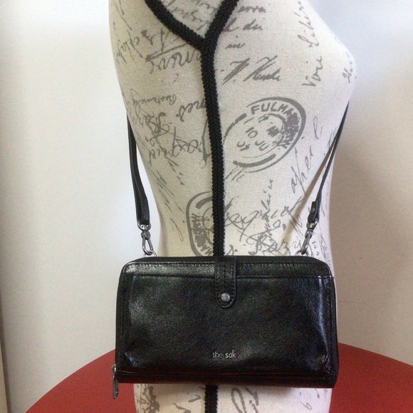 The Sak 3-in-1 Leather Smartphone Wristlet Crossbody Clutch Black - Picture 4 of 10